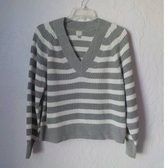 A New Day Sweater Gray White Cable Knit Stripes Women size Large Pullover V-Neck - Picture 8 of 11